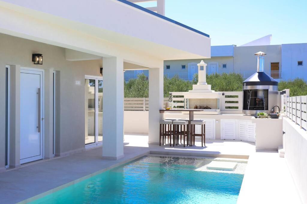 Villa Constantino With Heated Pool Kato Gouves Kültér fotó